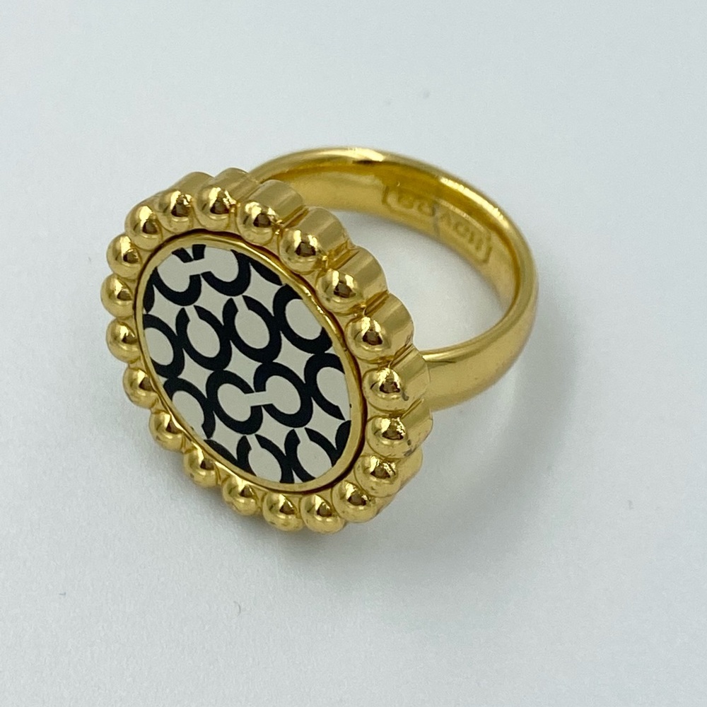 Coach Emblem Black/White/Gold Ring
